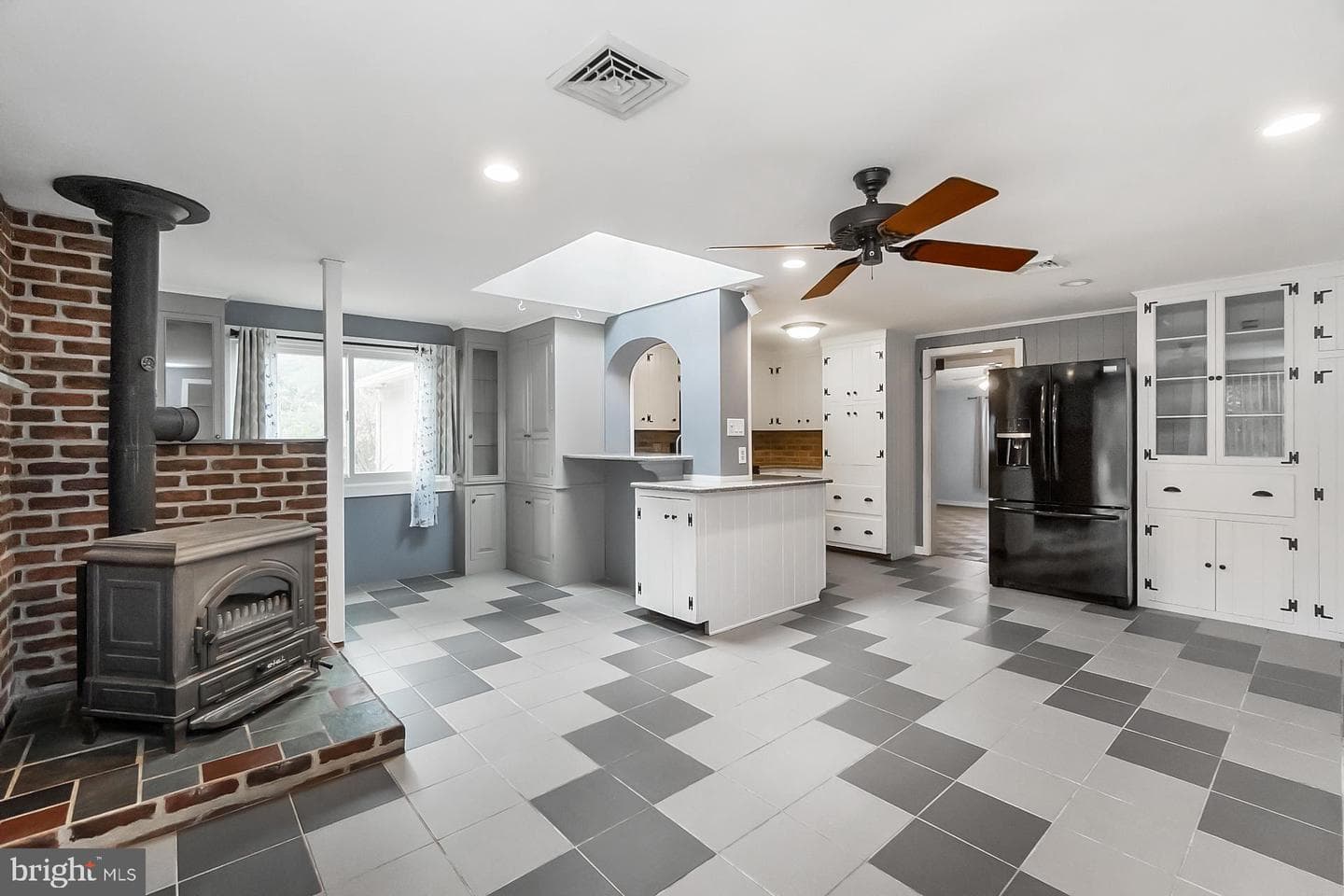 1103 Lansdale Avenue photo 13
