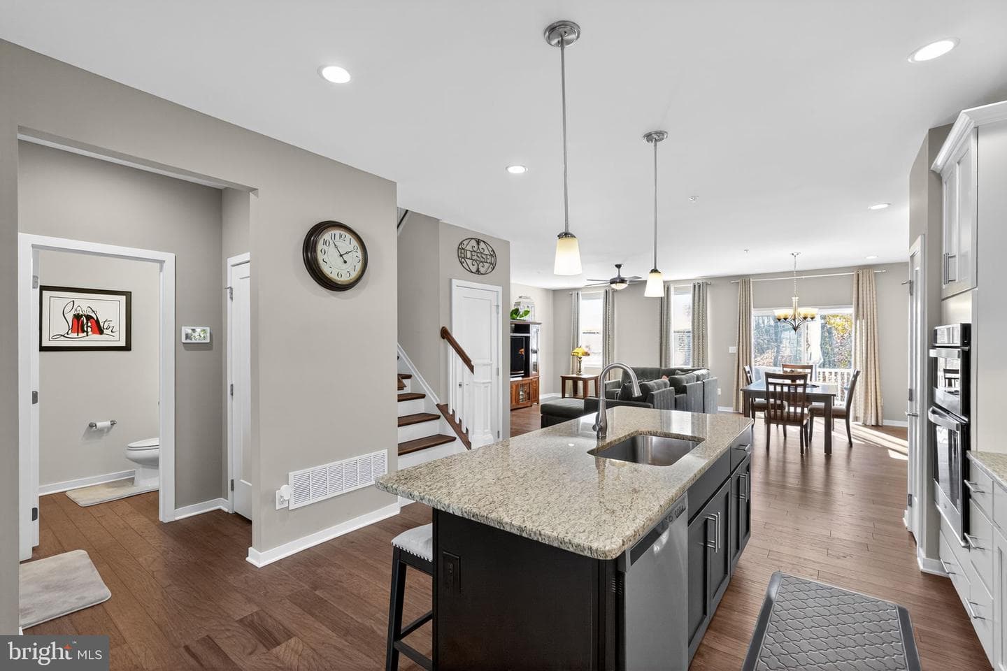 417 Wynstone Court photo 4