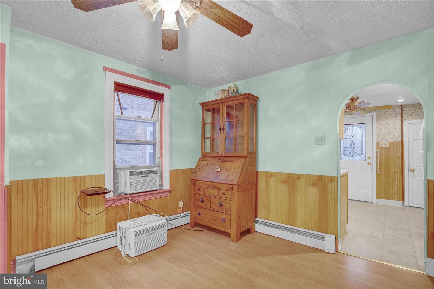 433 May Street photo 9