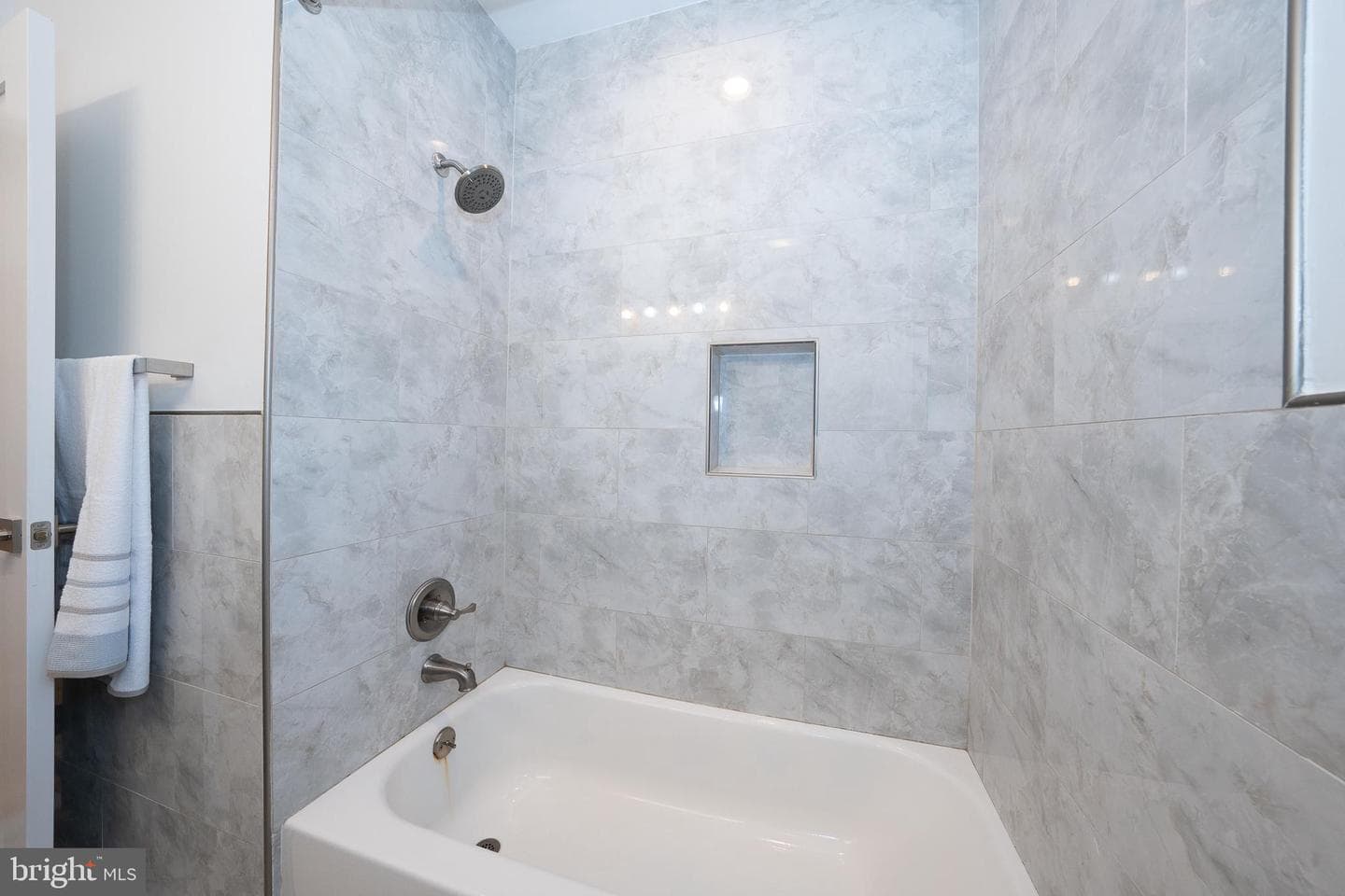 115 David Road photo 32