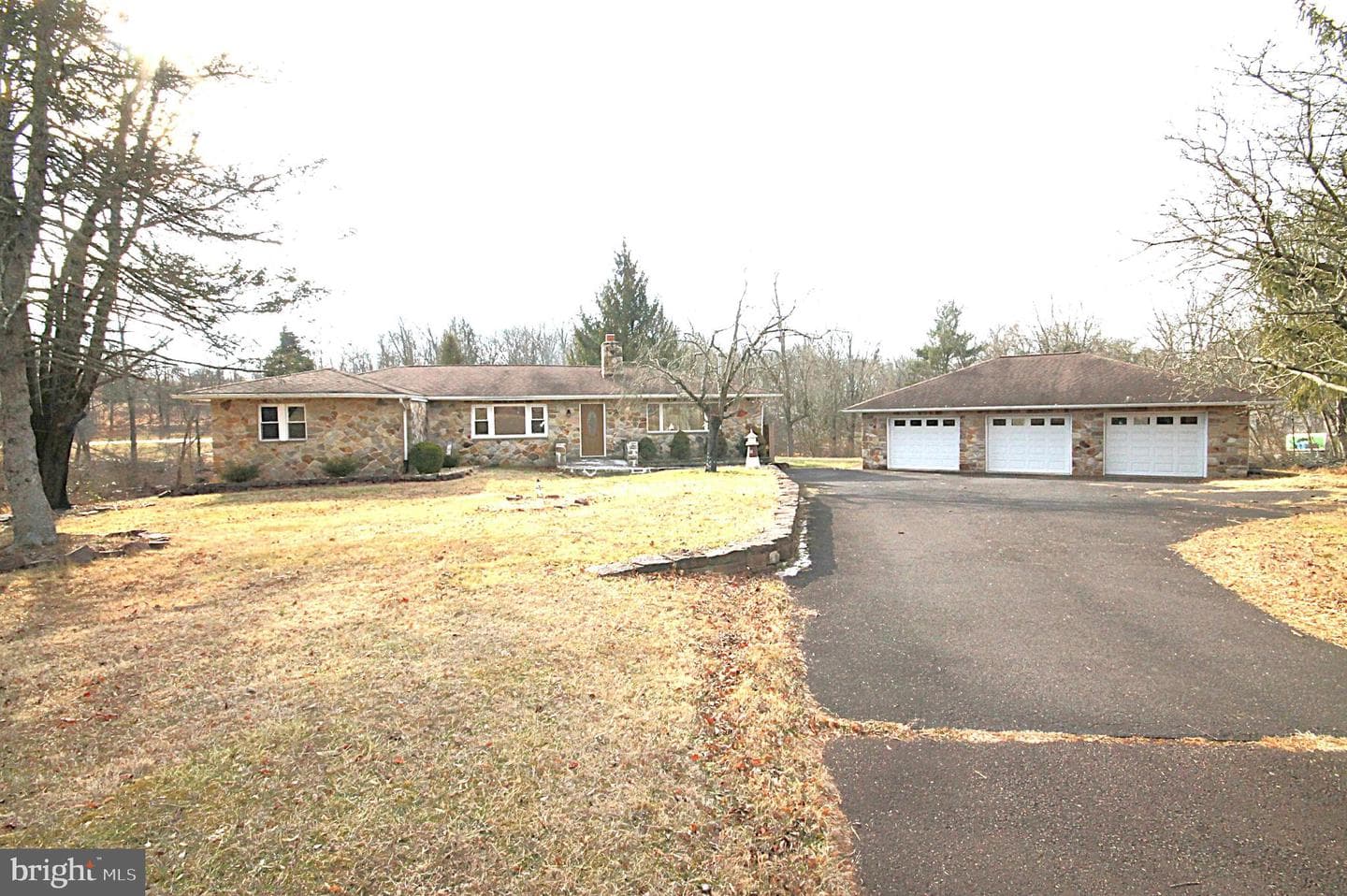 414 Tyson Road photo 1
