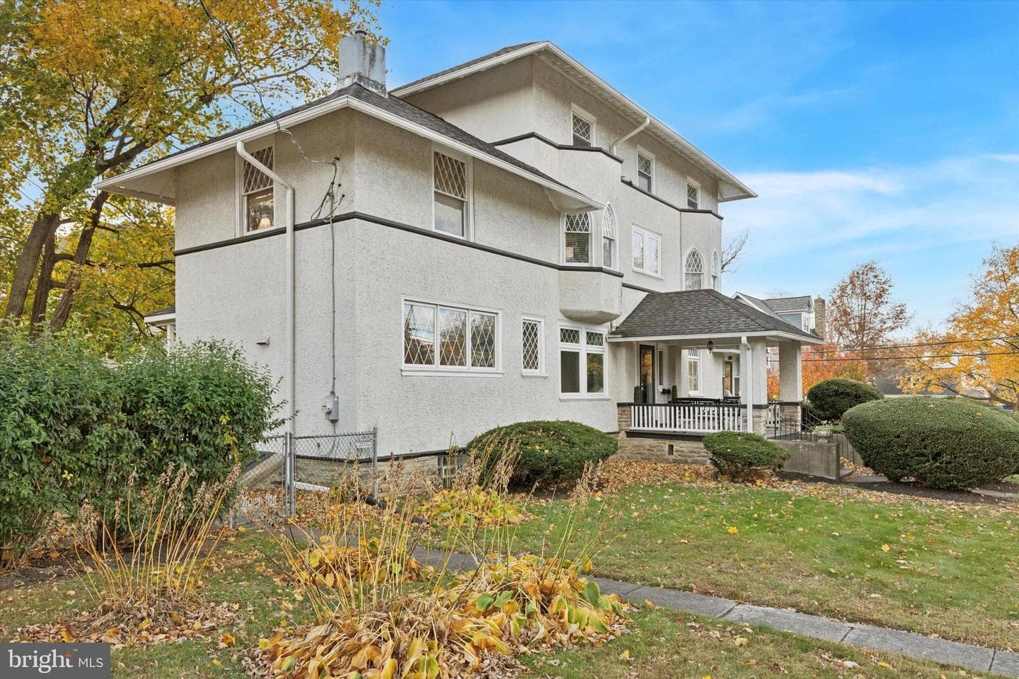 2444 Fairhill Avenue photo 45