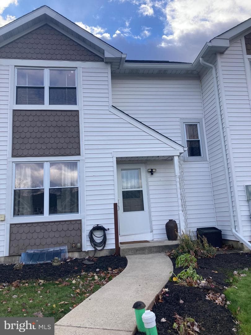 2730 Jean Drive photo 1
