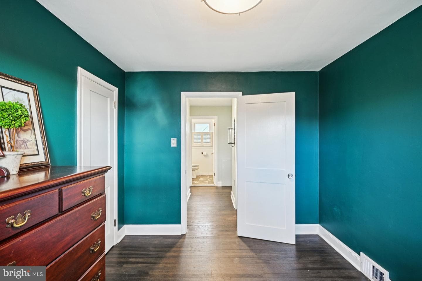 1211 Woodside Road photo 18