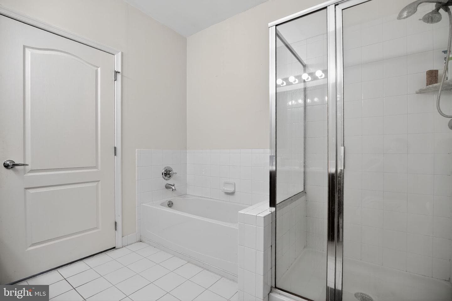 350 W Elm Street #3207 photo 27