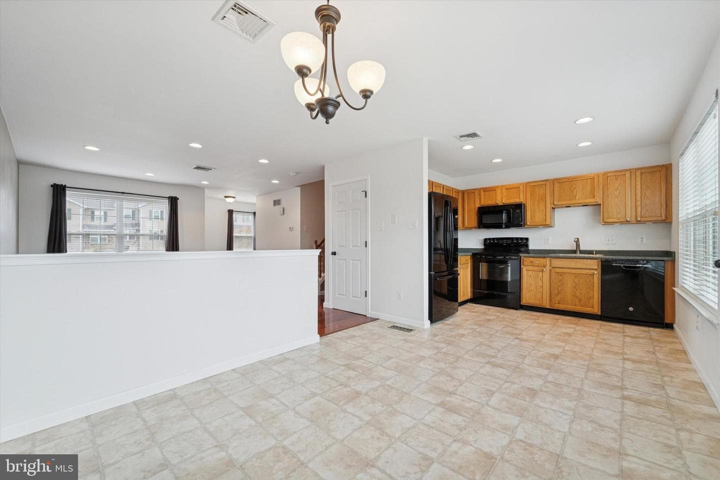 1225 Pin Oak Drive photo 7