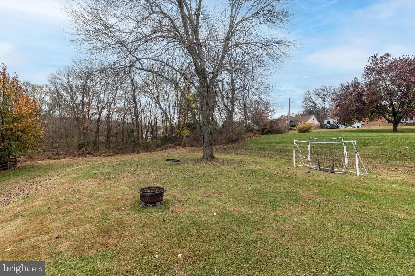 926 Manor Avenue photo 39