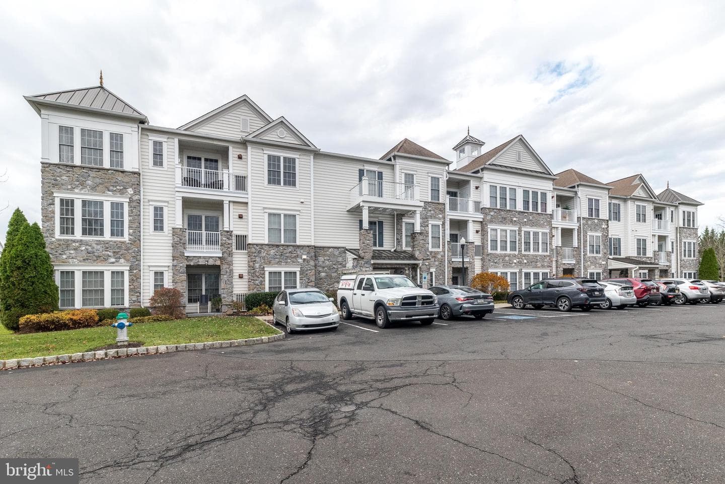 4103 Lilac Court photo 4