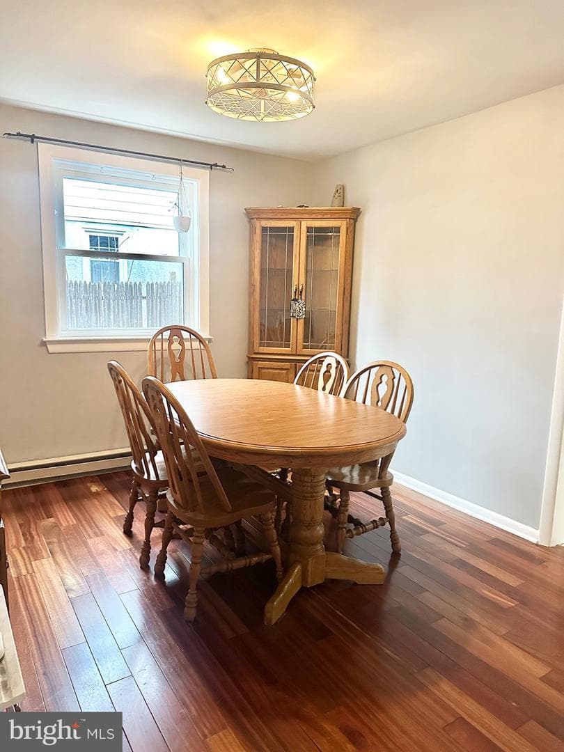 676 S 5th Avenue photo 3