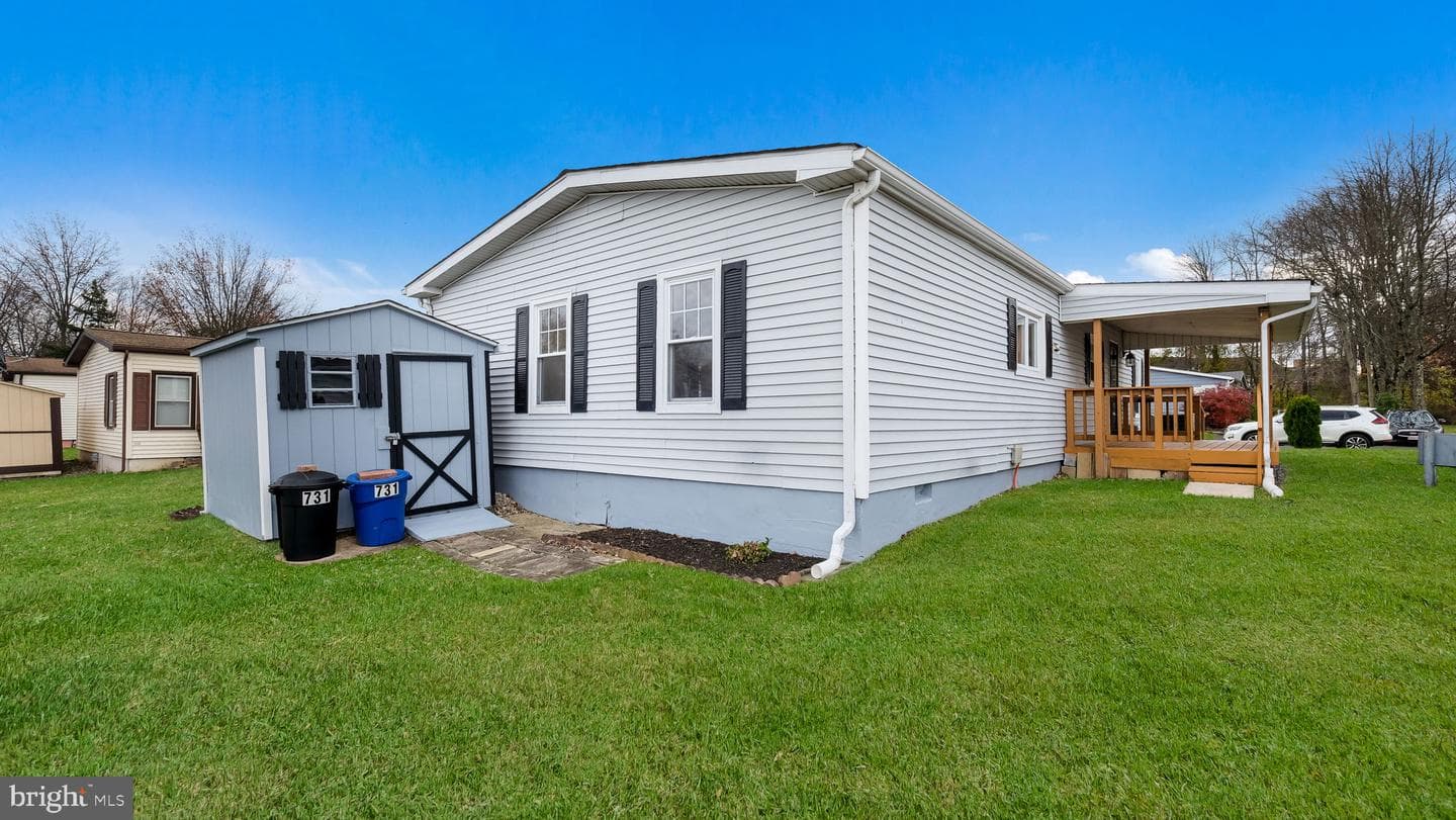 731 Dogwood Drive photo 32