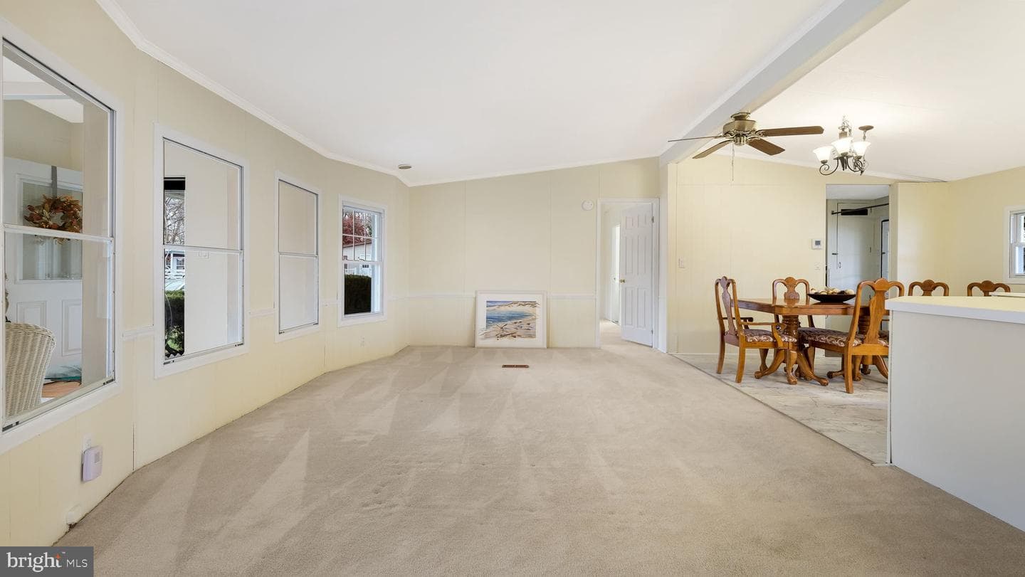 731 Dogwood Drive photo 9