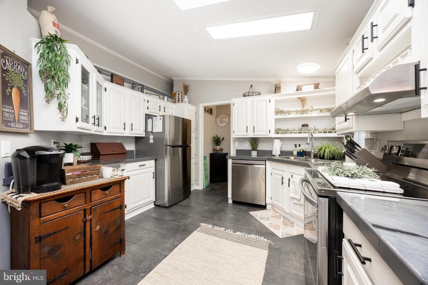 107 Carver Lane photo 6