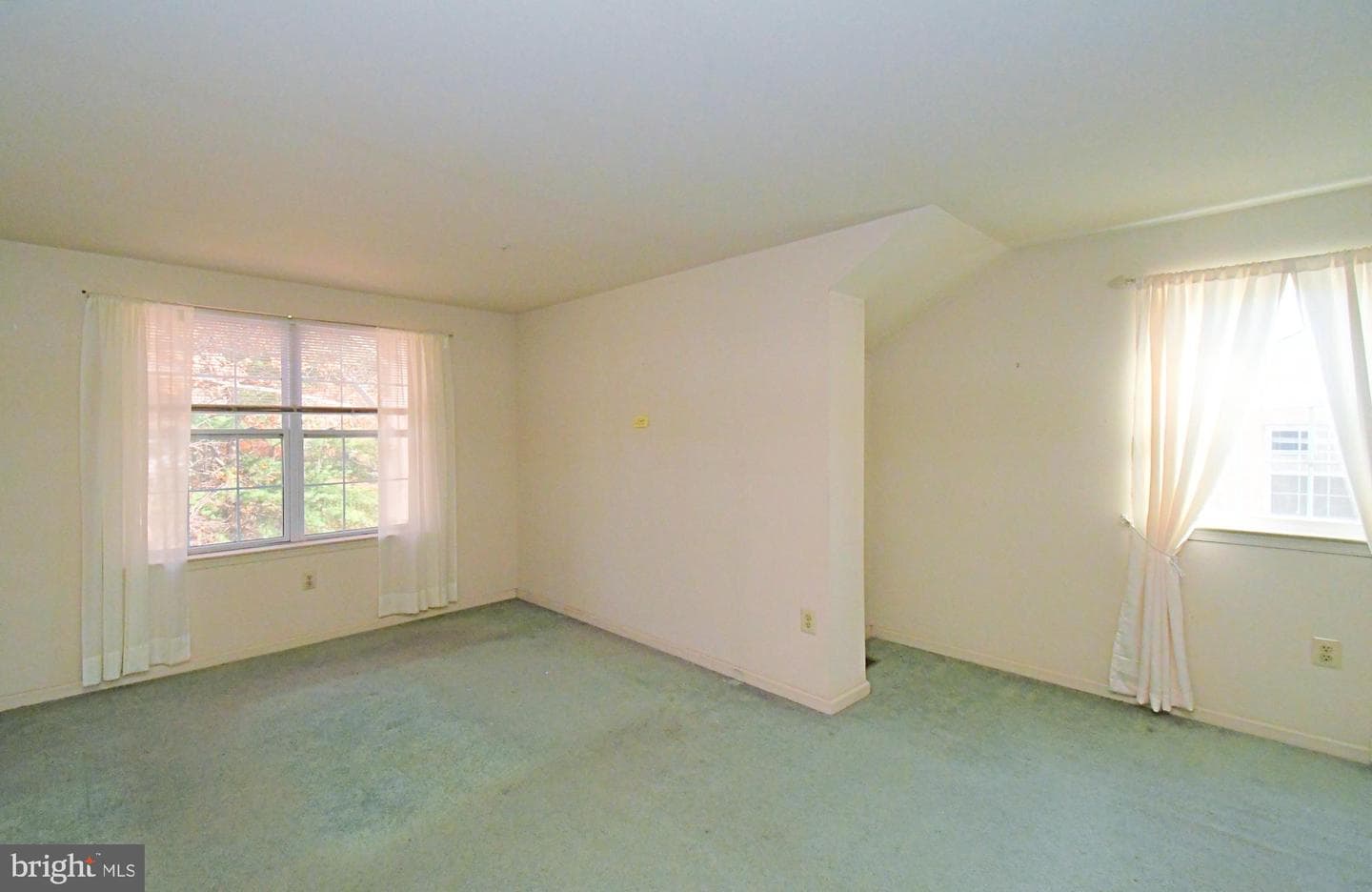 37 Stuart Dr photo 25