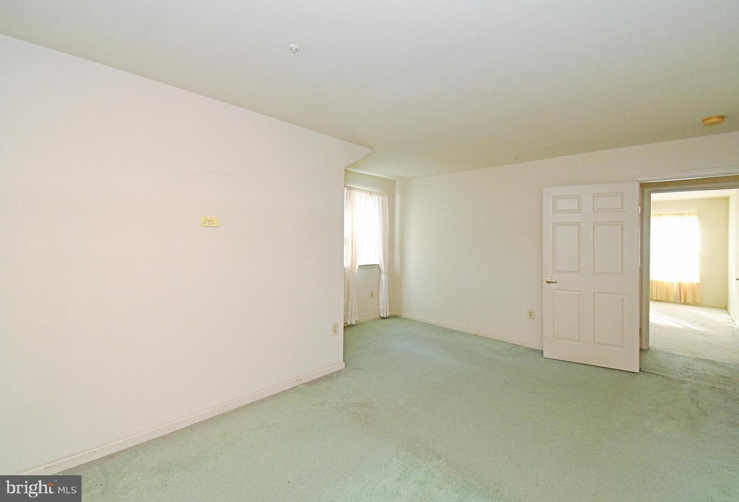 37 Stuart Dr photo 28