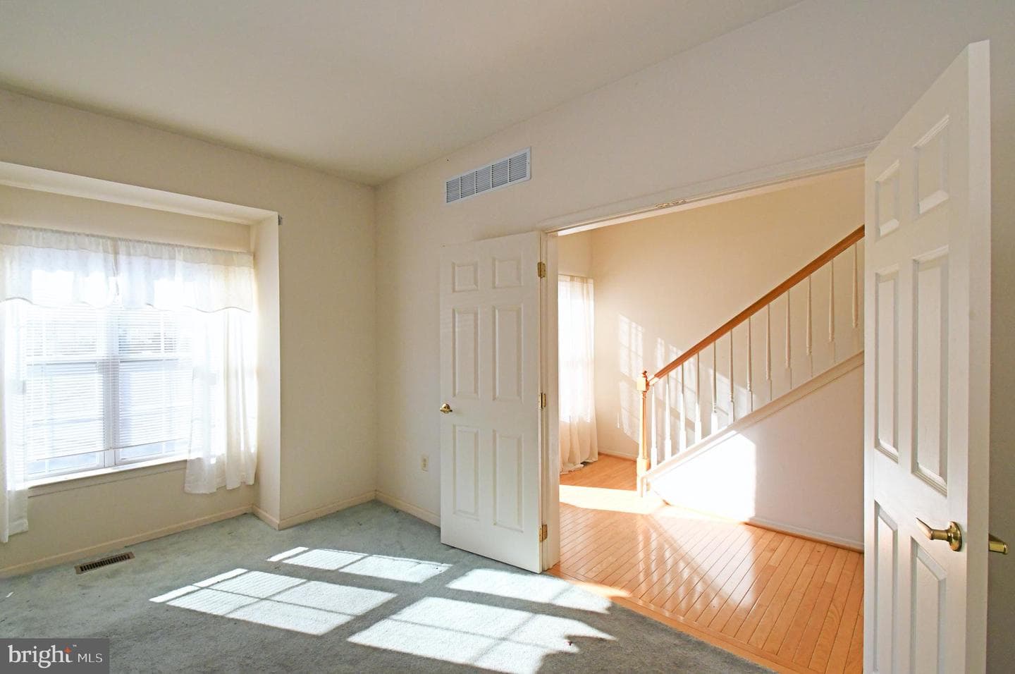 37 Stuart Dr photo 8
