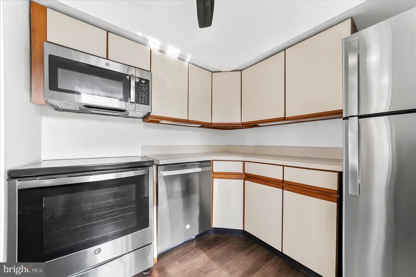 922 W Montgomery Avenue #b-2 photo 10