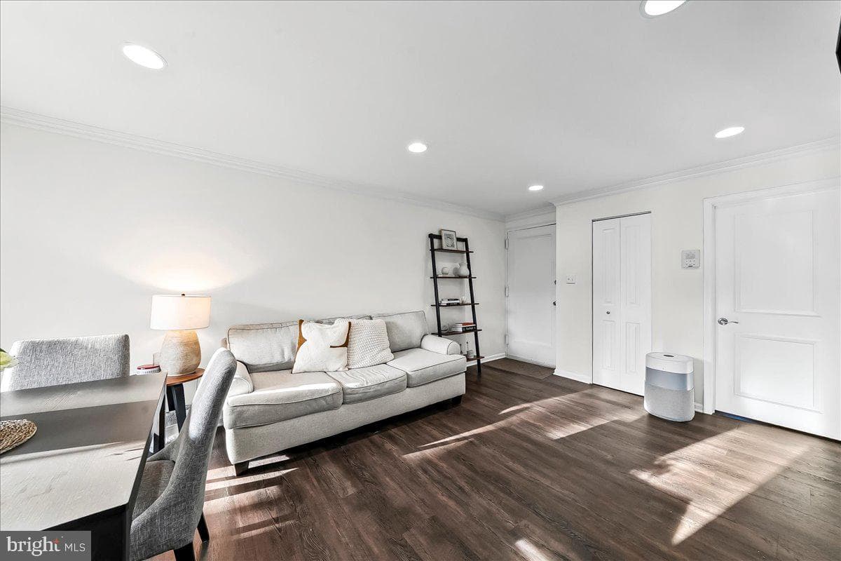 922 W Montgomery Avenue #b-2 photo 8