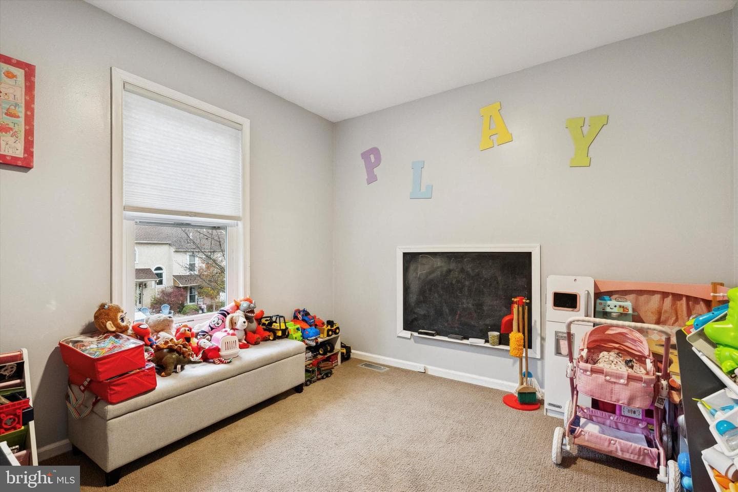 35 White Pine Court photo 17
