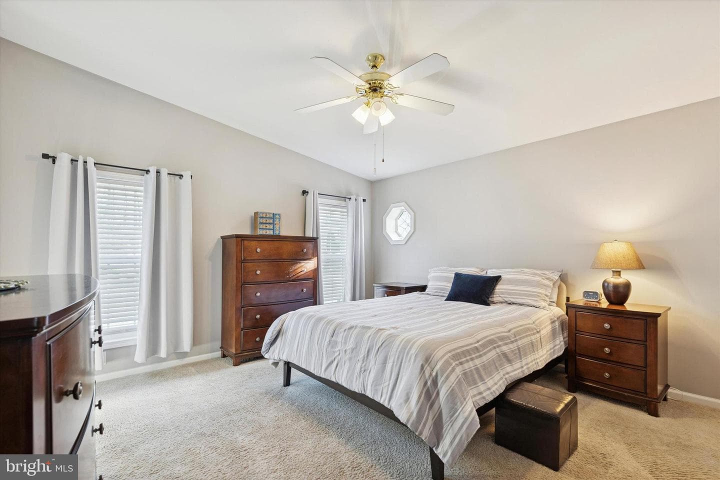 1077 Scenic View Drive photo 9