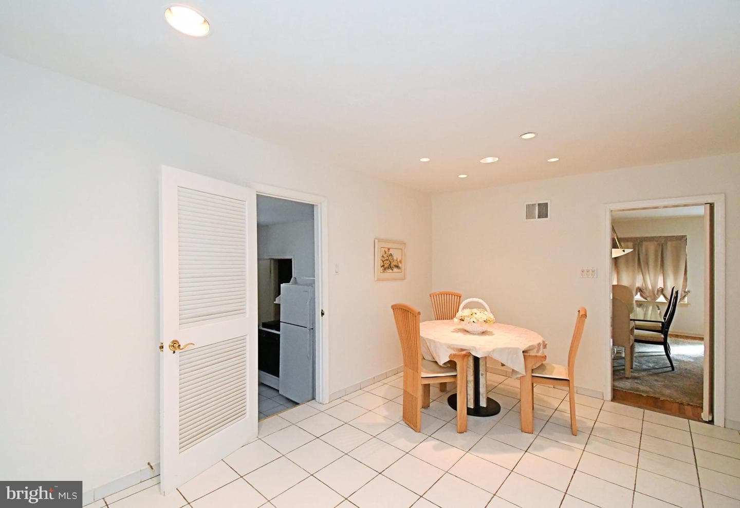 227 Barclay Circle photo 25