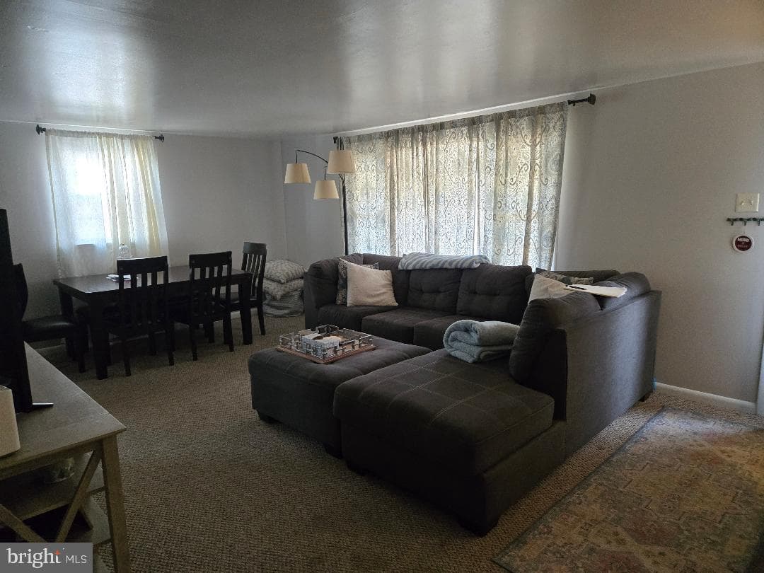258 Garden Avenue photo 4