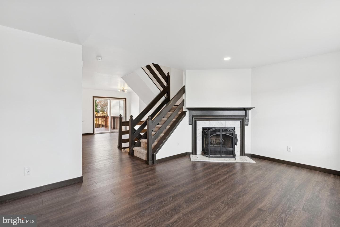 615 Longwood Road photo 4