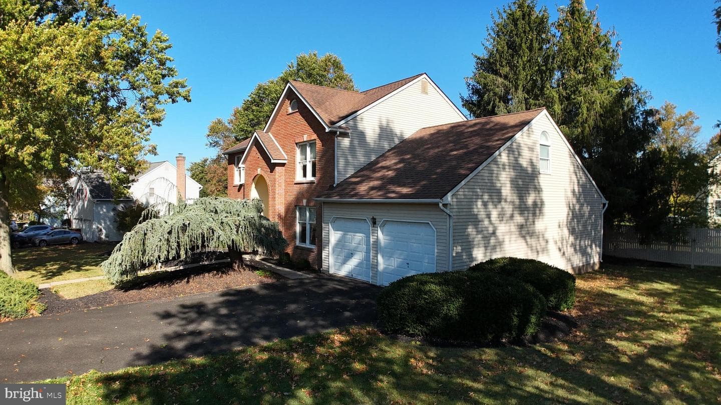 2801 Denbeigh Drive photo 4