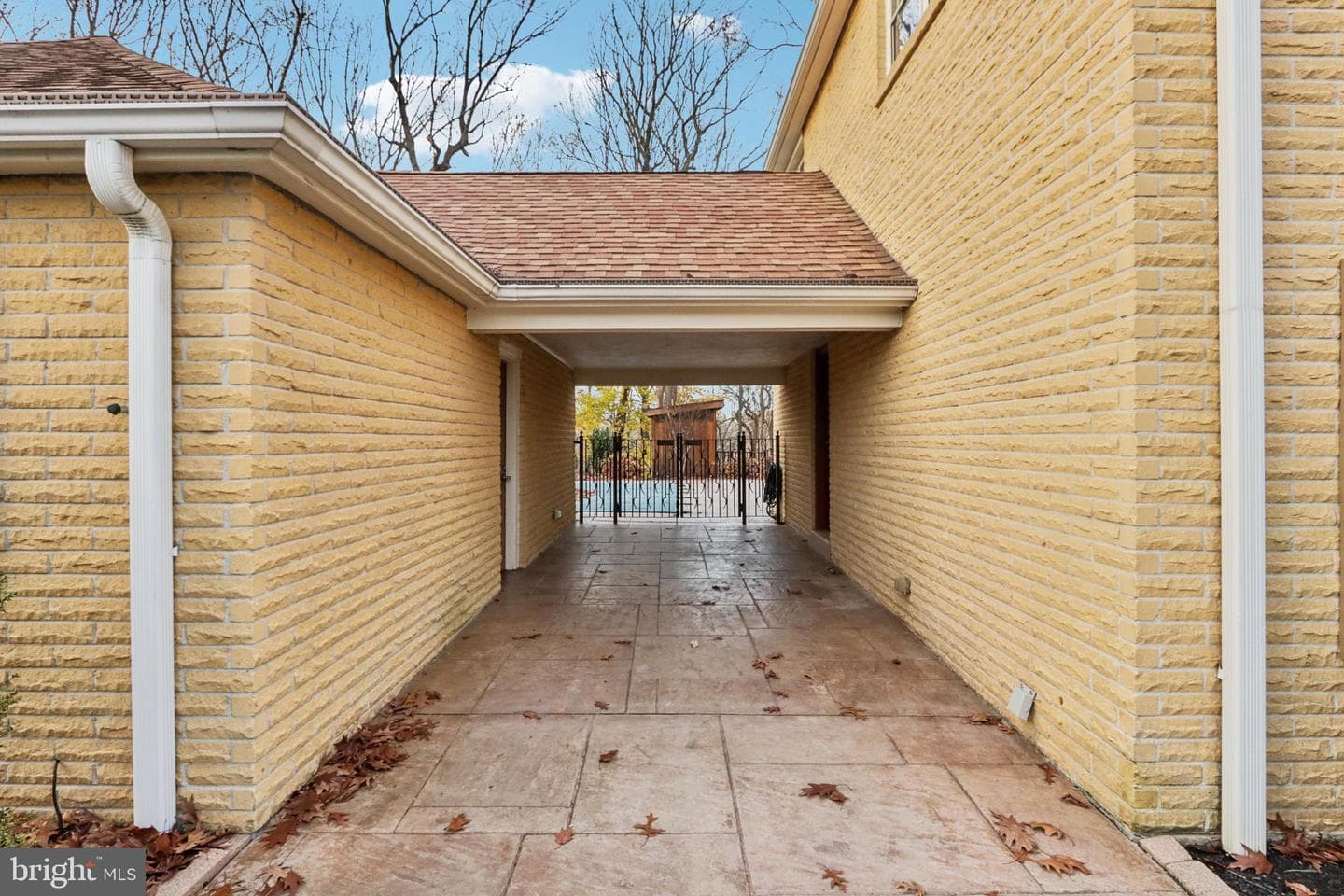 400 Highview Drive photo 10