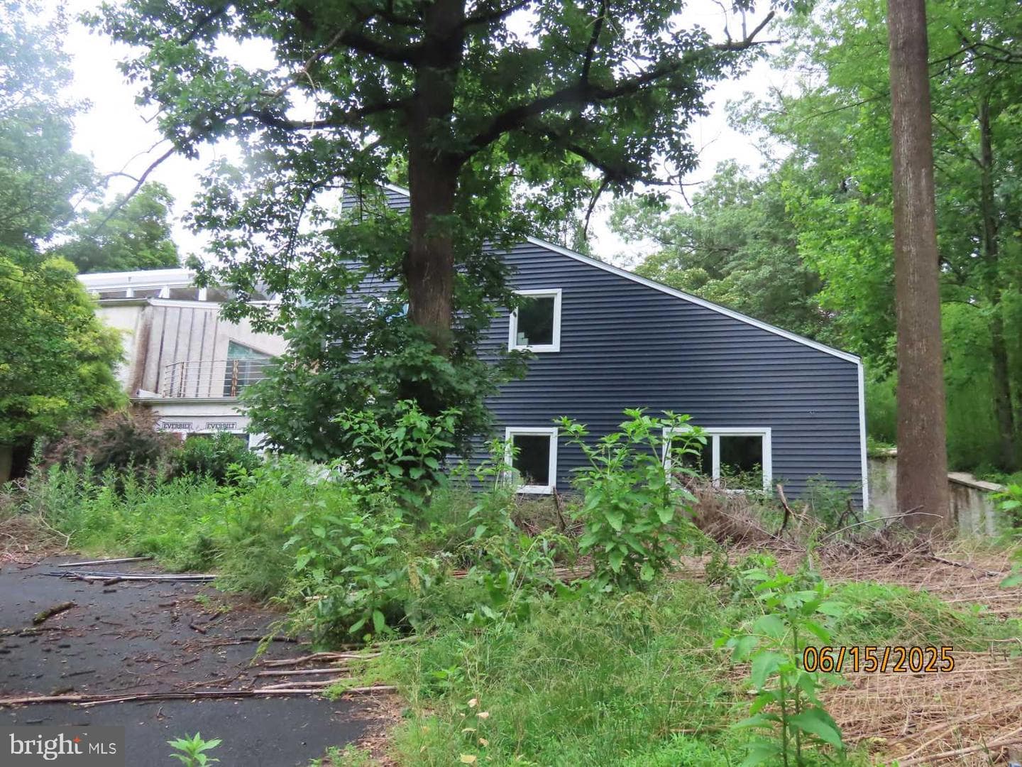 1710 Twining Rd photo 3
