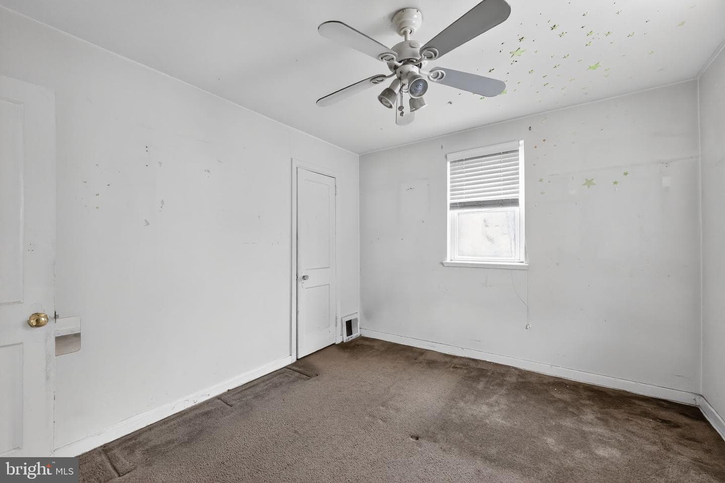 711 Grant Avenue photo 19
