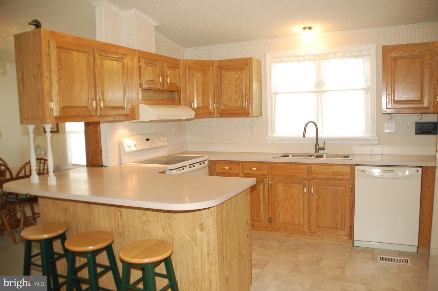 412 Westbury Drive photo 12