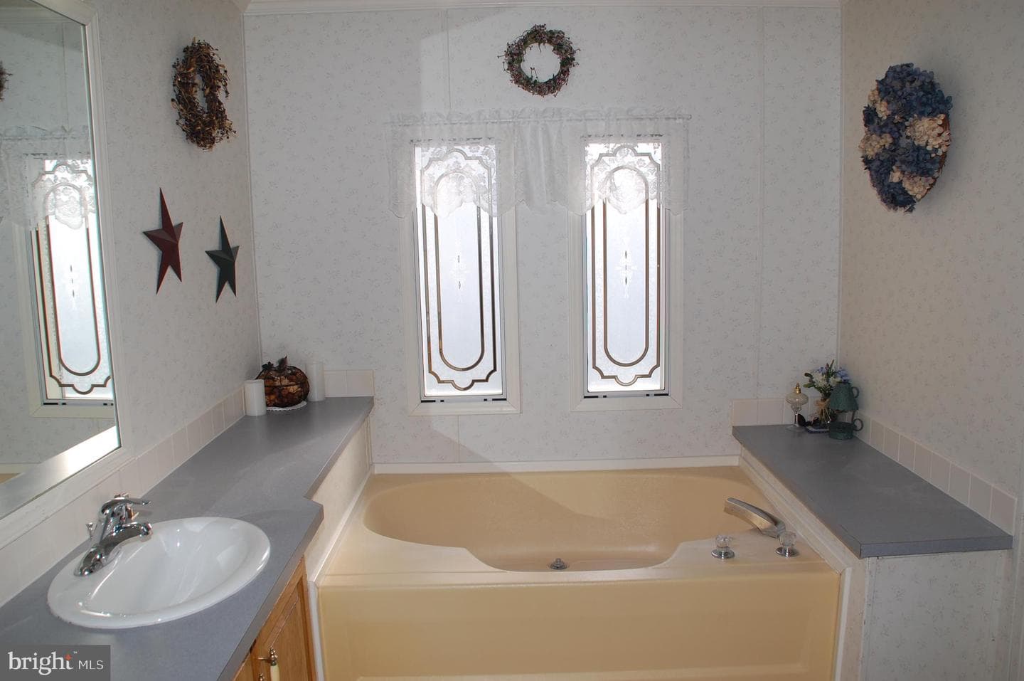 412 Westbury Drive photo 25