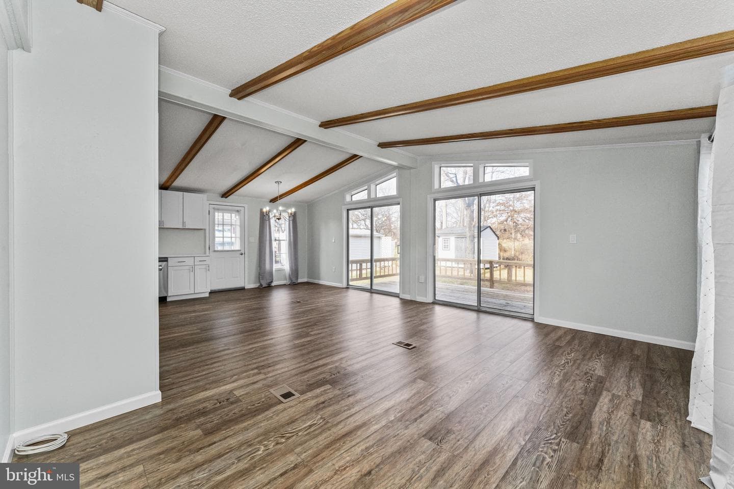 738 Aspen Circle photo 5