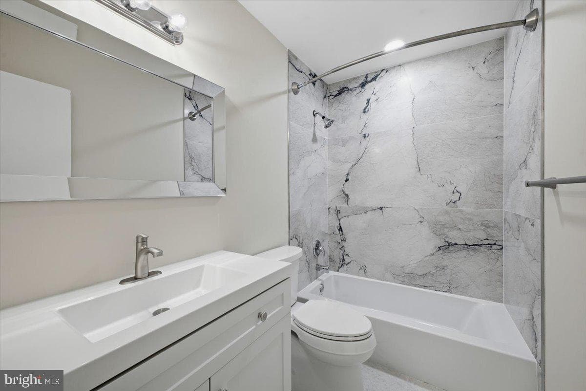 64 Cavendish Drive photo 12