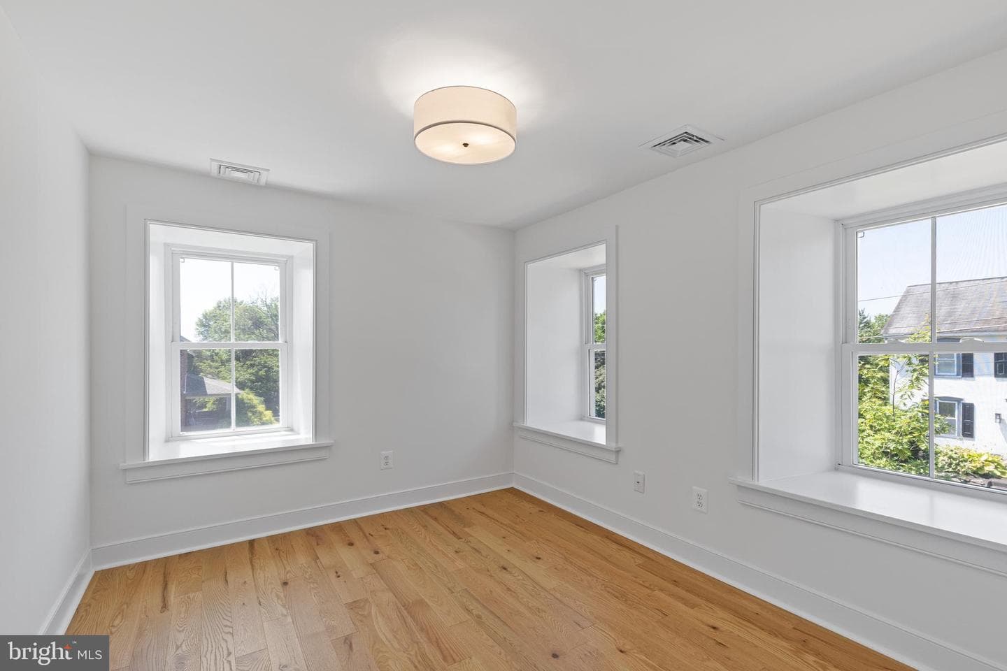 430 Asha Way photo 47
