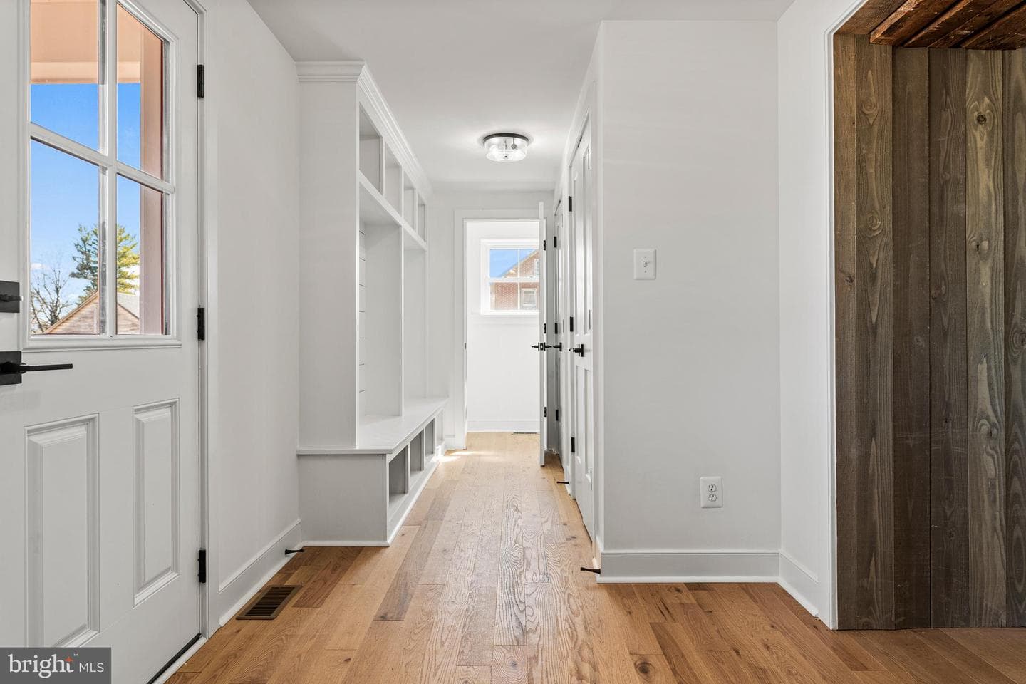 430 Asha Way photo 5