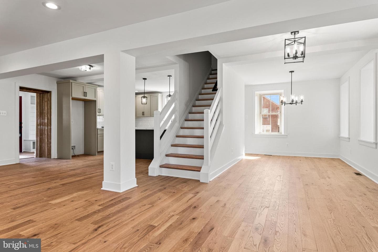 430 Asha Way photo 6