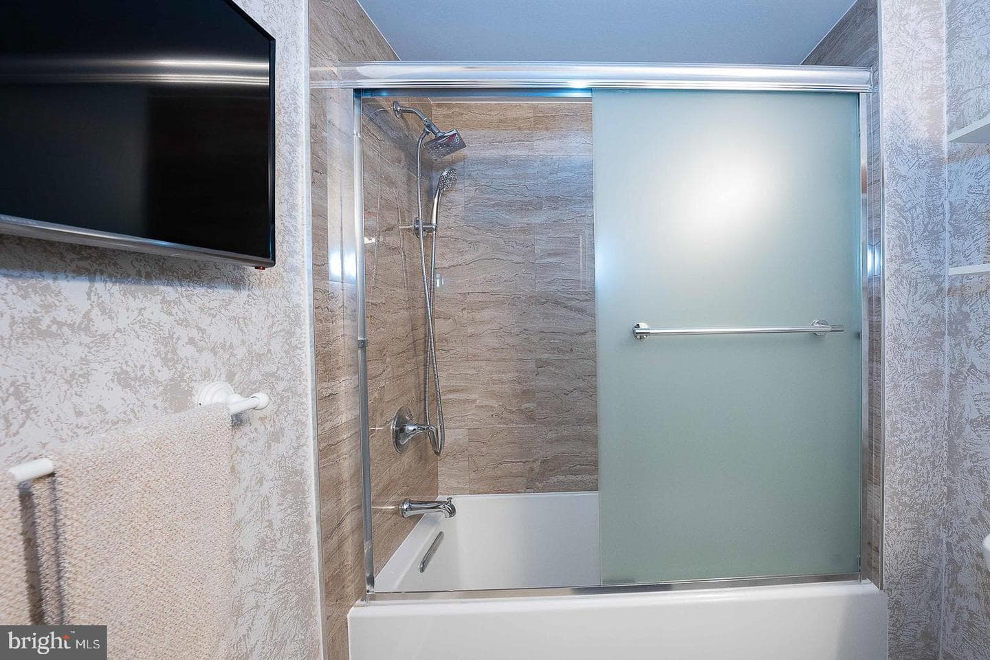 1637 Oakwood Drive #s114 photo 30