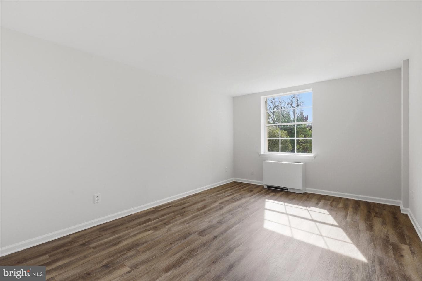 449 Montgomery Avenue #306 photo 15