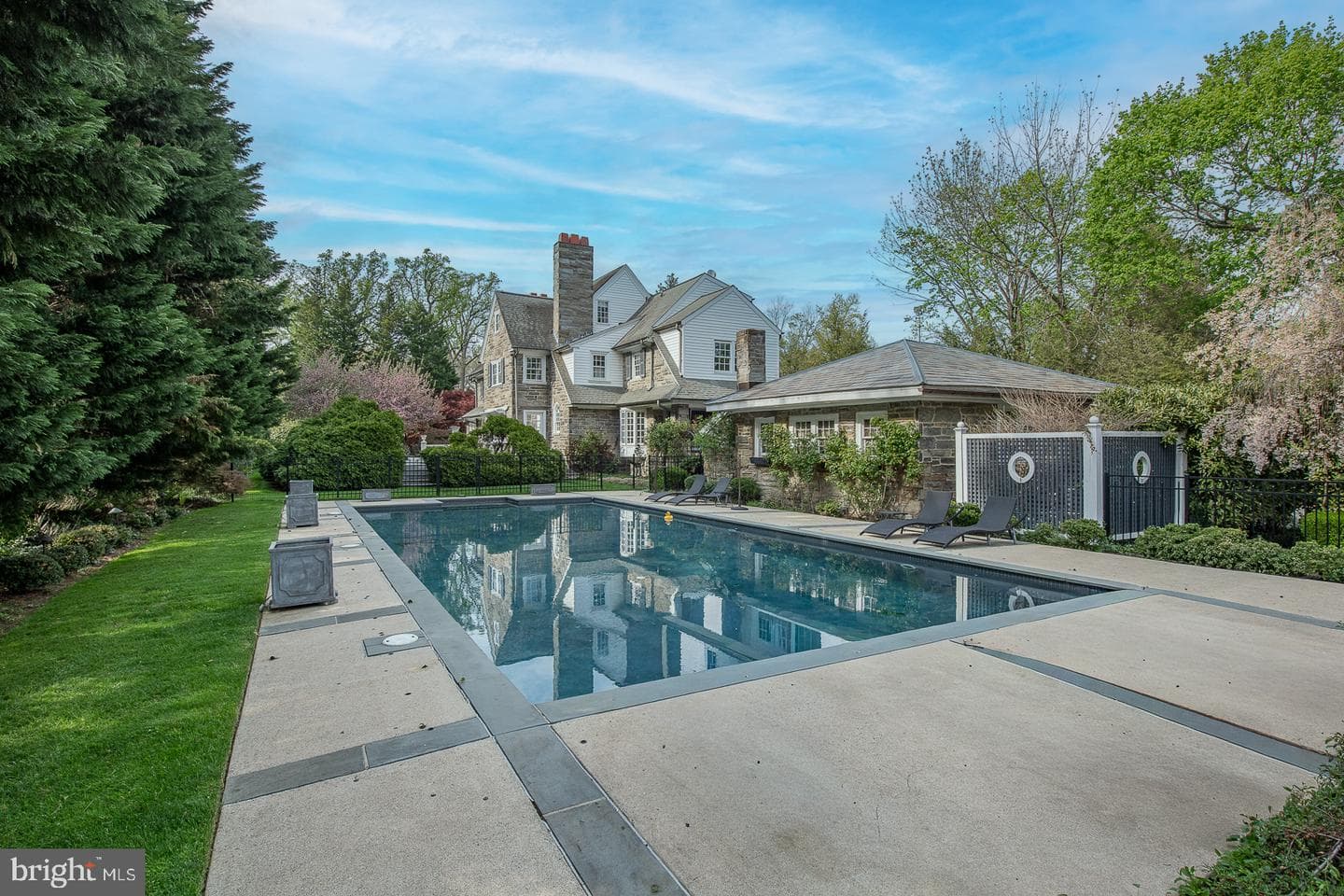 700 Hazelhurst Avenue photo 44