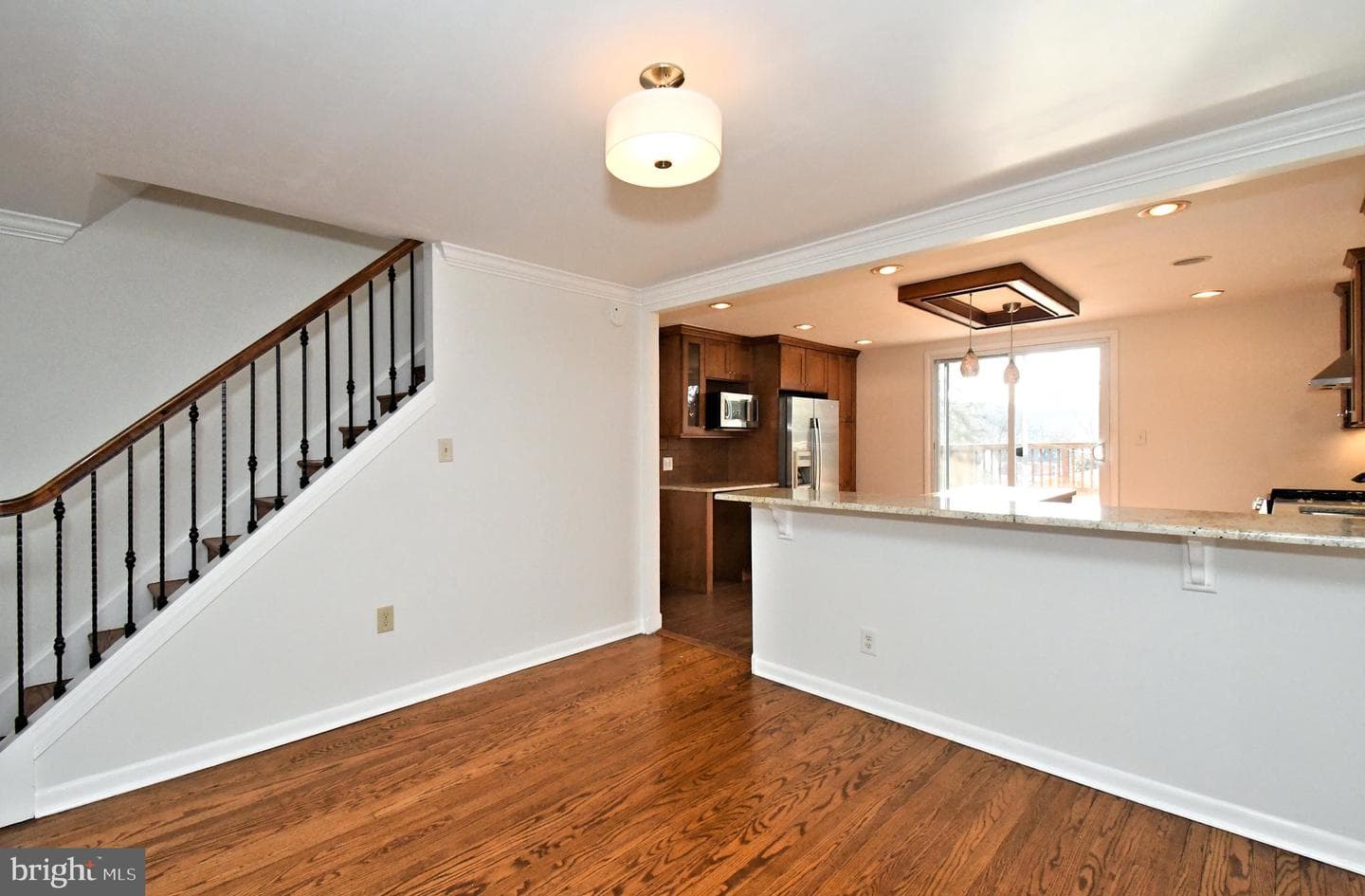 335 W 4th Avenue photo 17
