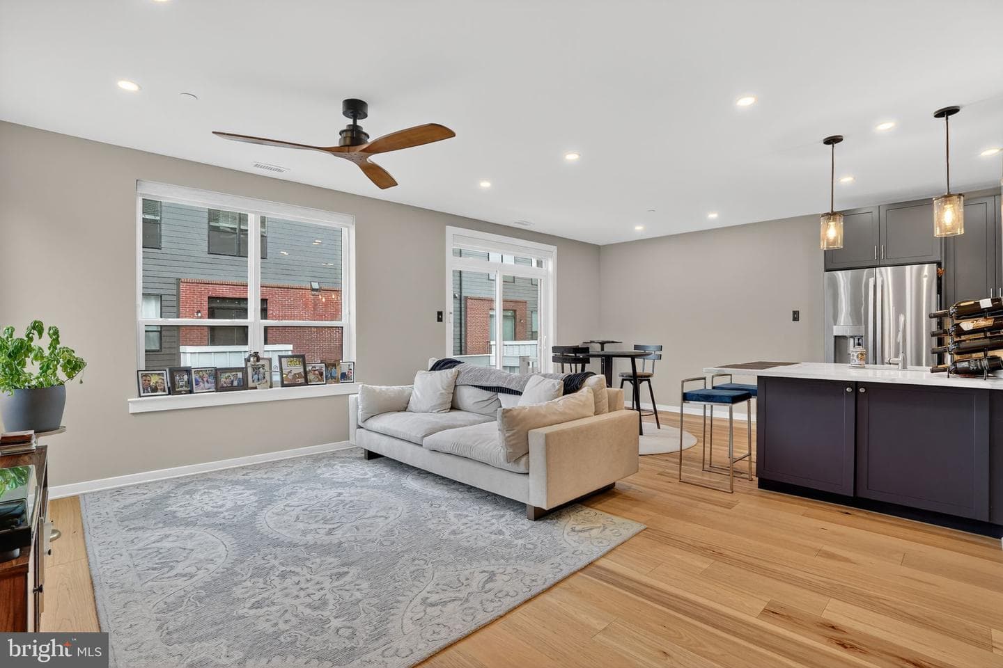 912 Riverplace Drive #m photo 28