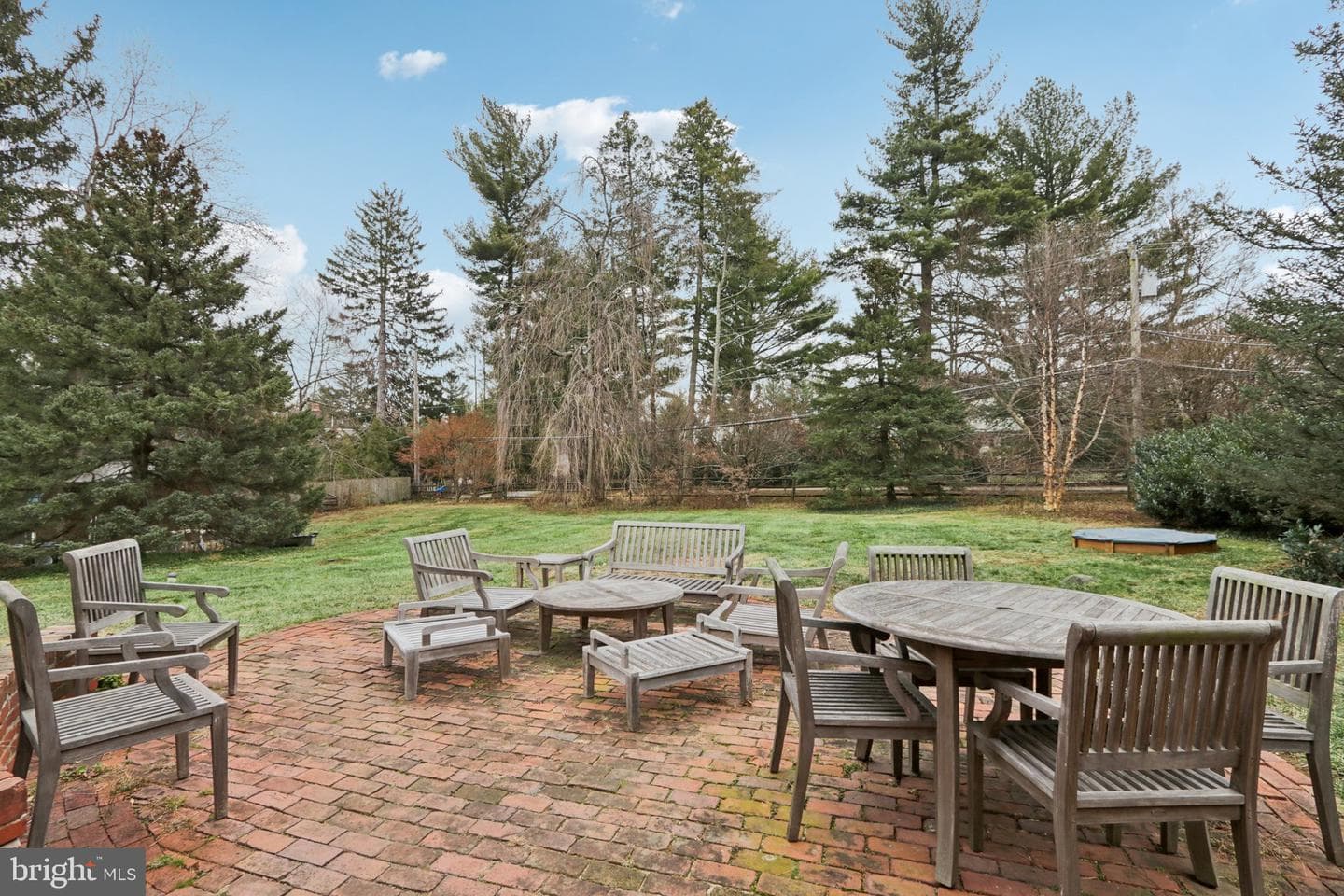 913 Field Lane photo 46