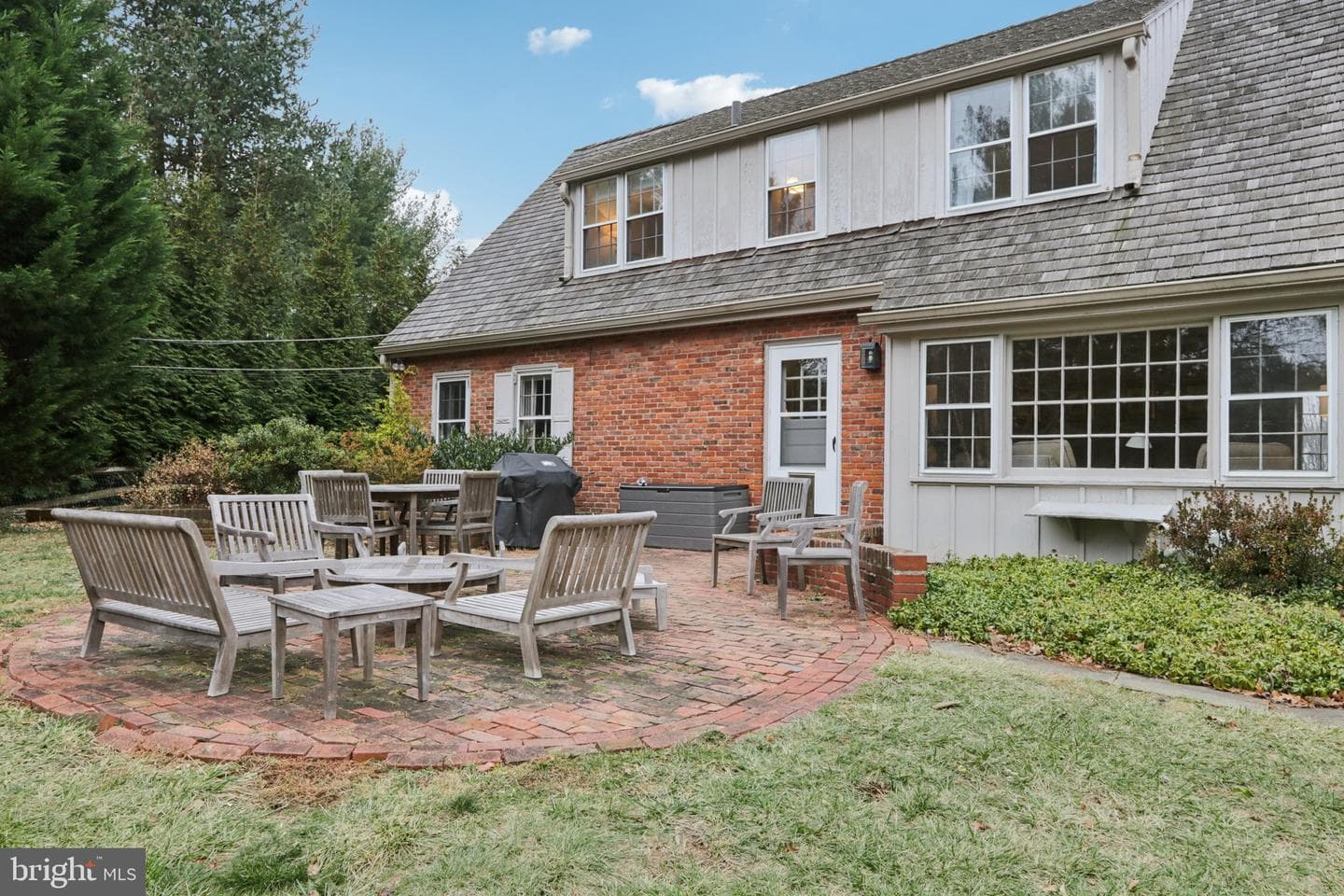 913 Field Lane photo 47