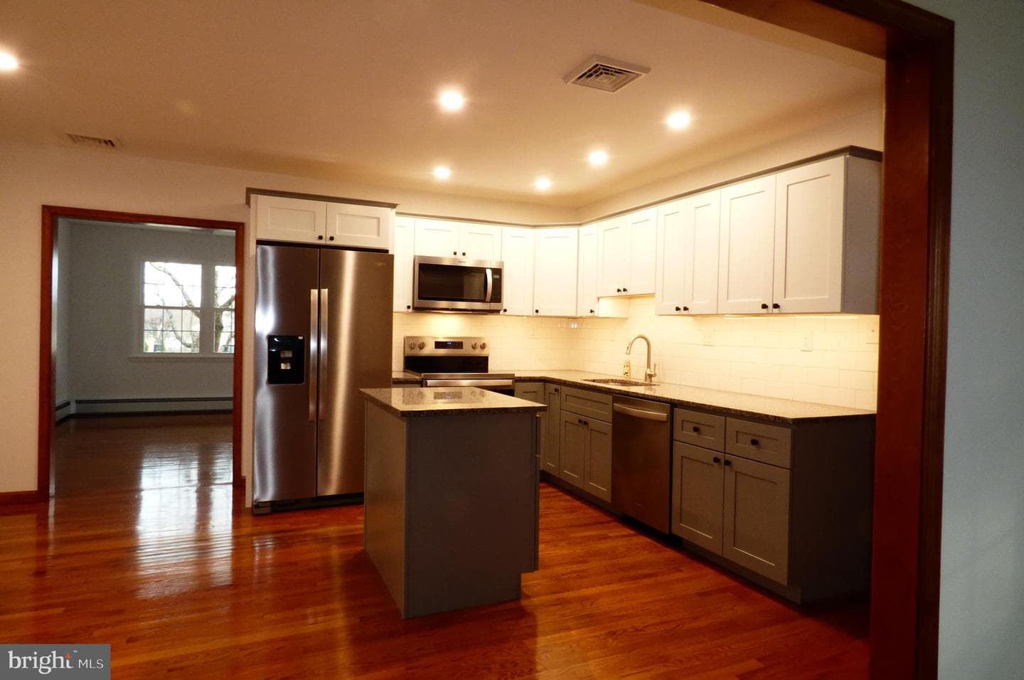 151 Washington Street photo 12