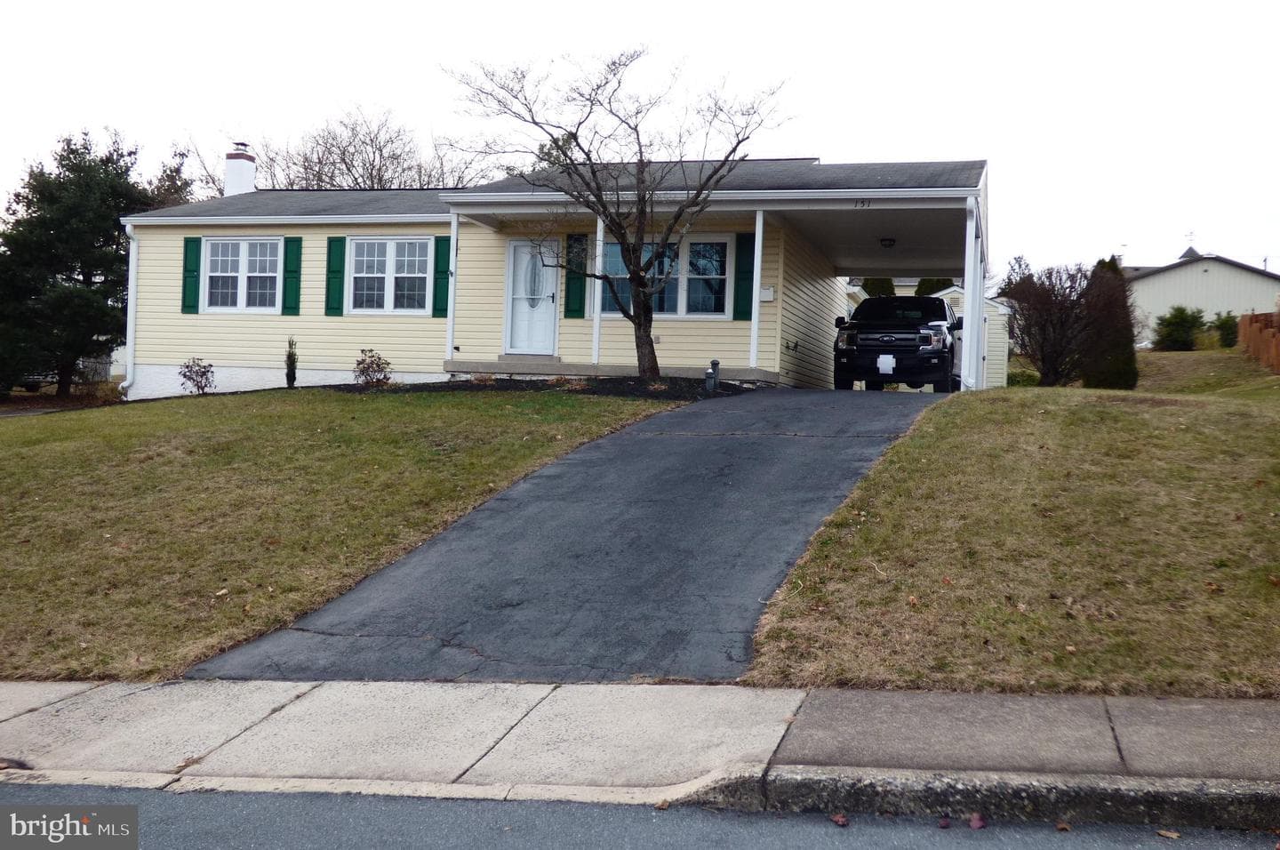 151 Washington Street photo 2