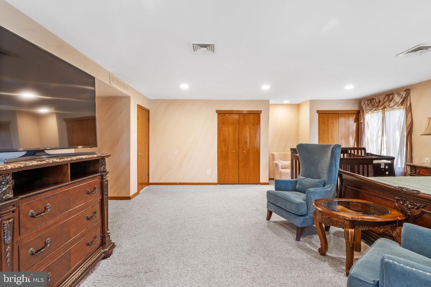 509 Long Lane photo 29