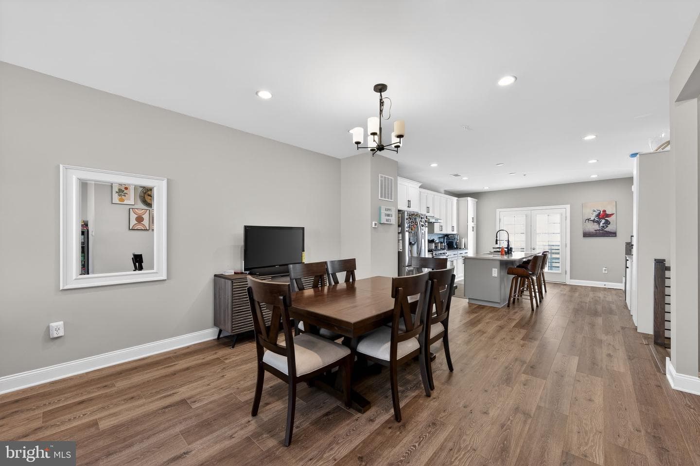 321 Chestnut Street photo 9