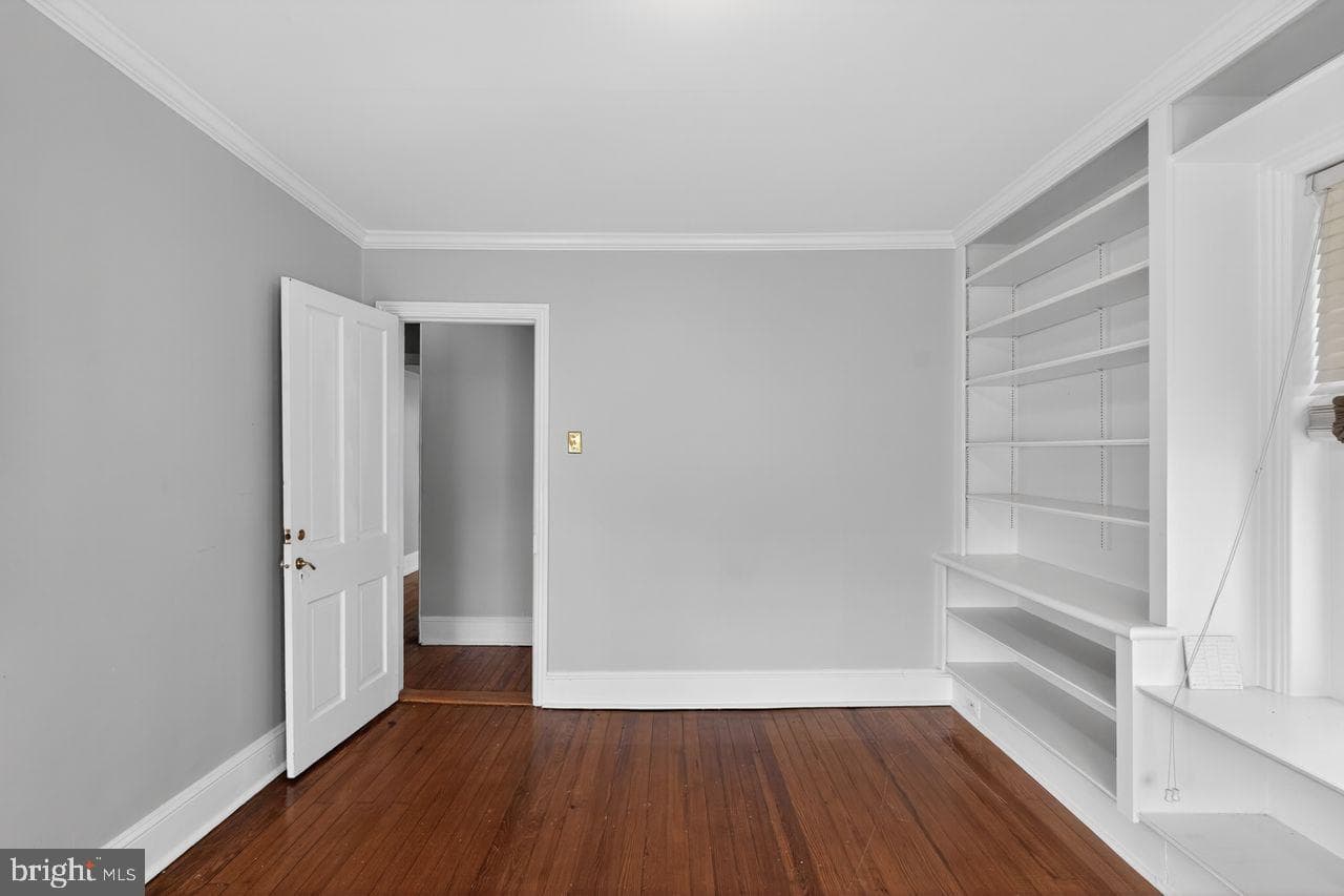 566 S Bethlehem Pike photo 13