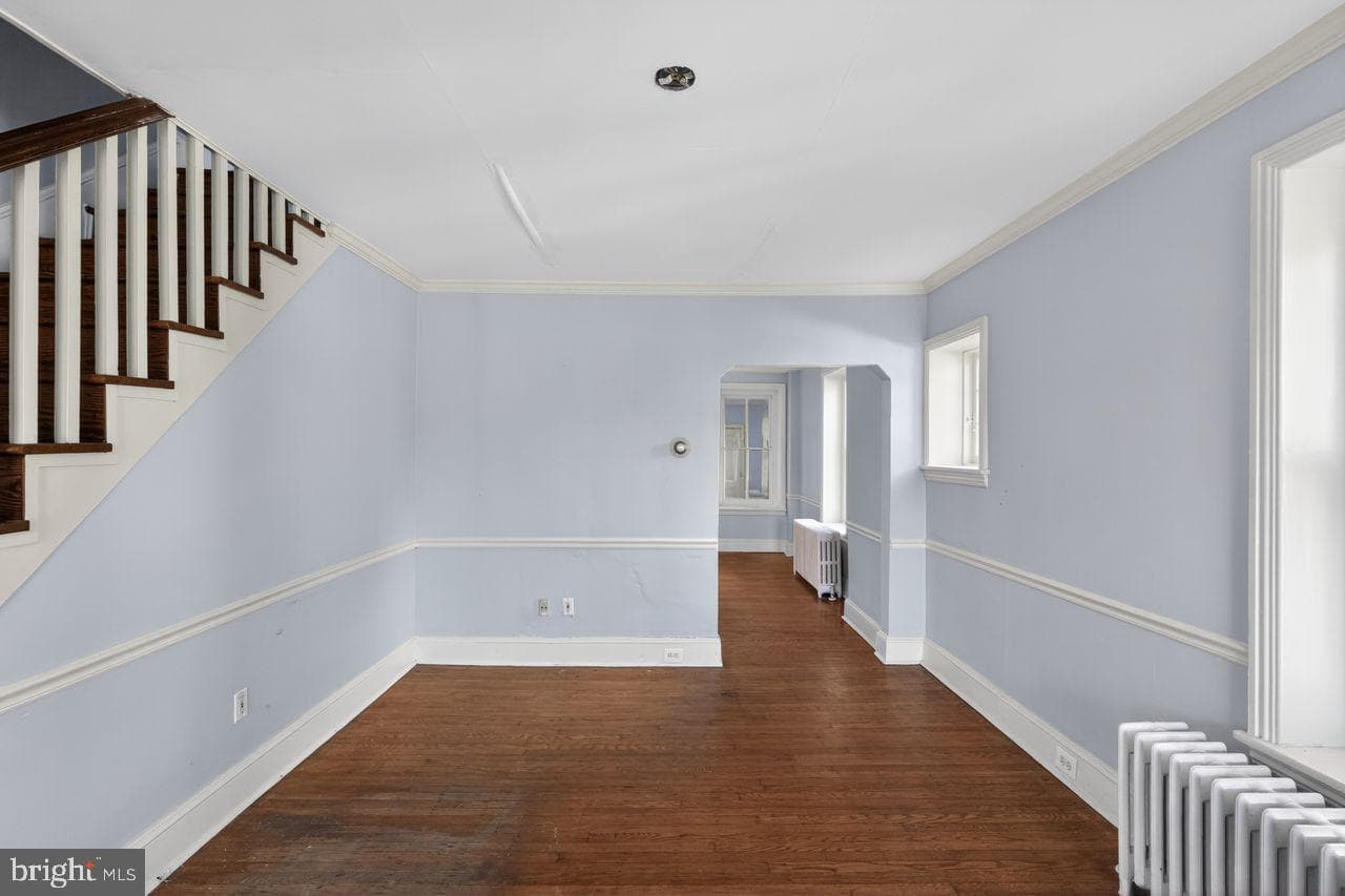 566 S Bethlehem Pike photo 17